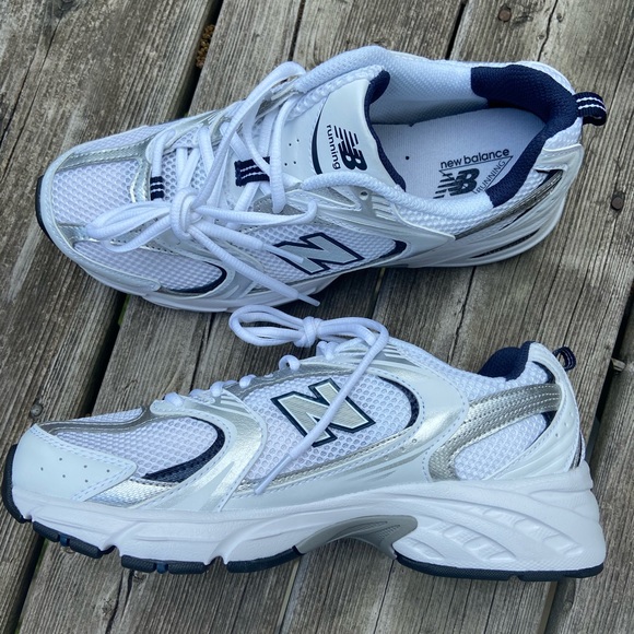 New Balance 530 Sneakers - Picture 3 of 4